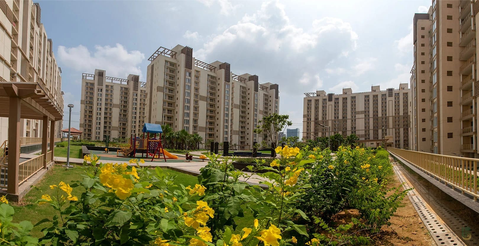 Emaar Gurgaon Greens Sector 102 Gurgaon by Emaar in Gurgaon > Dwarka expressway > Sector 102 - Luxury apartments