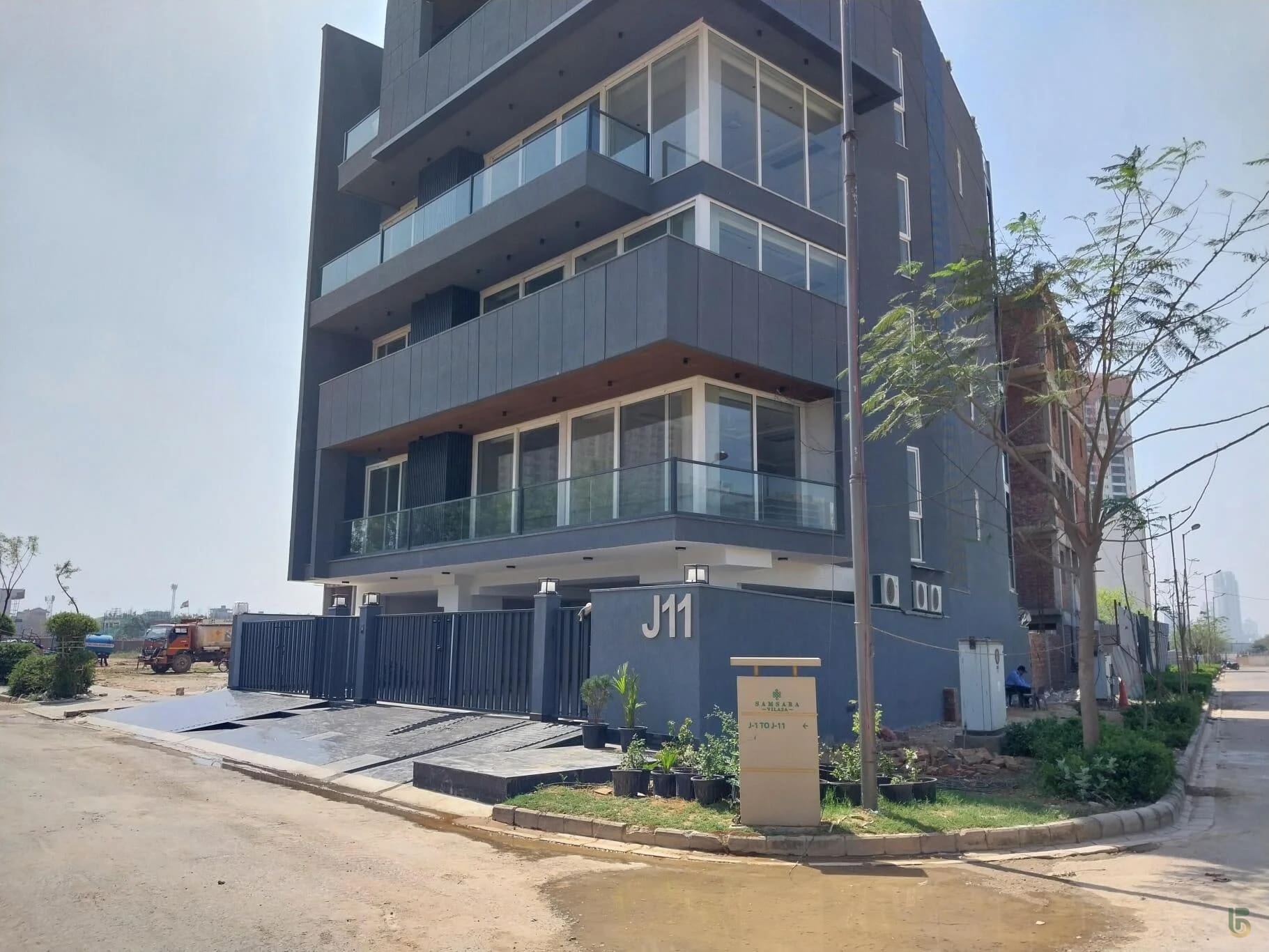 Adani Brahma Samsara Vilasa Sector 63 Gurgaon by Adani Realty in Gurgaon > Golf Course Extension Road > Sector 63 - Luxury independent floor